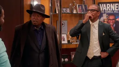 Tommy Davidson as Varnell Hill alongside Martin Lawrence as Martin Payne in Paramount+ comedy The Varnell Hill Show.
